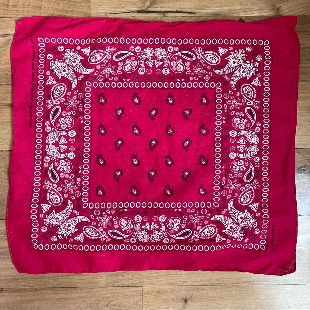 Kaiser Collection Fuchsia Paisley Pattern Cotton Bandana - Picture 3 of 6